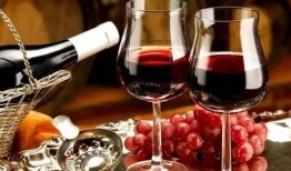 红酒女人爆料视频播放在线观看,独家揭秘幕后真相